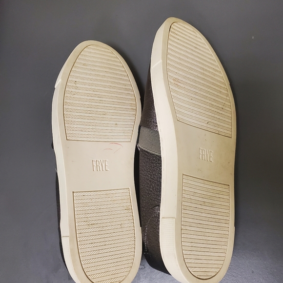 Frye Ivy  Gold Mule Slip On Loafers Women's Sz 8.5 - Picture 6 of 6